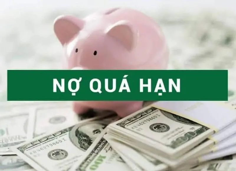 Khoản vay có thể chuyển từ quá hạn sang nhóm rủi ro cao hơn khi nghĩa vụ thanh toán không được thực hiện đúng thỏa thuận.